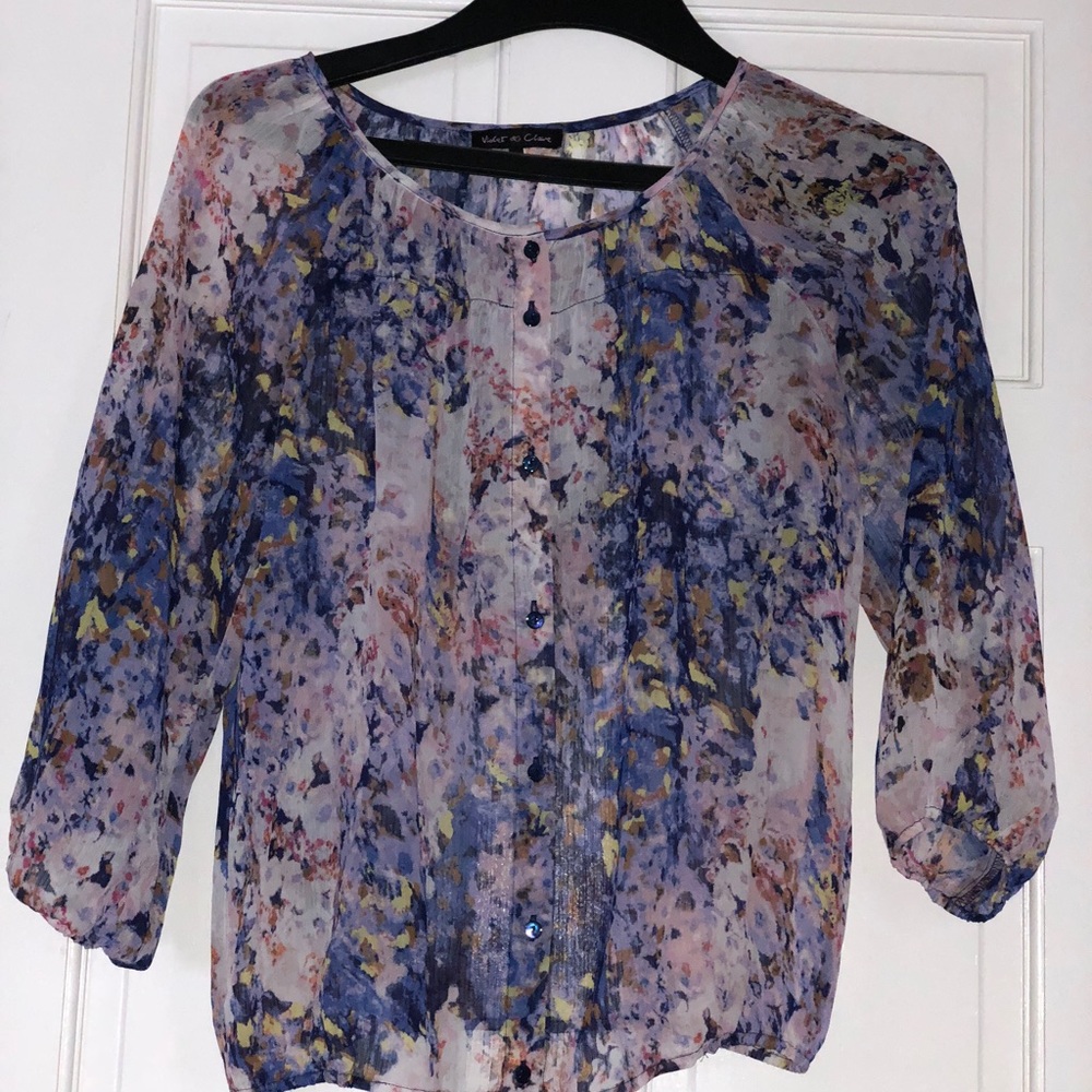 Violet and Claire floral top